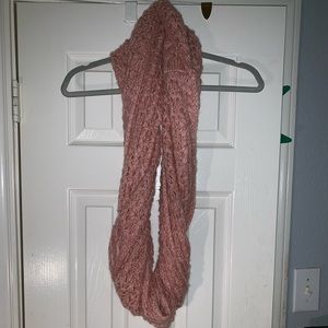 Accessories - Pink wool Scarf Accessories - Pink wool Scarf
